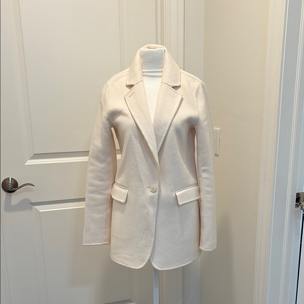 Banana Republic Cream Blazer Tailored Wool-Blend